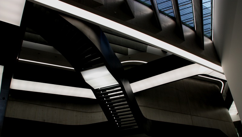 inside_maxxi_roma_museum_zaha_hadid